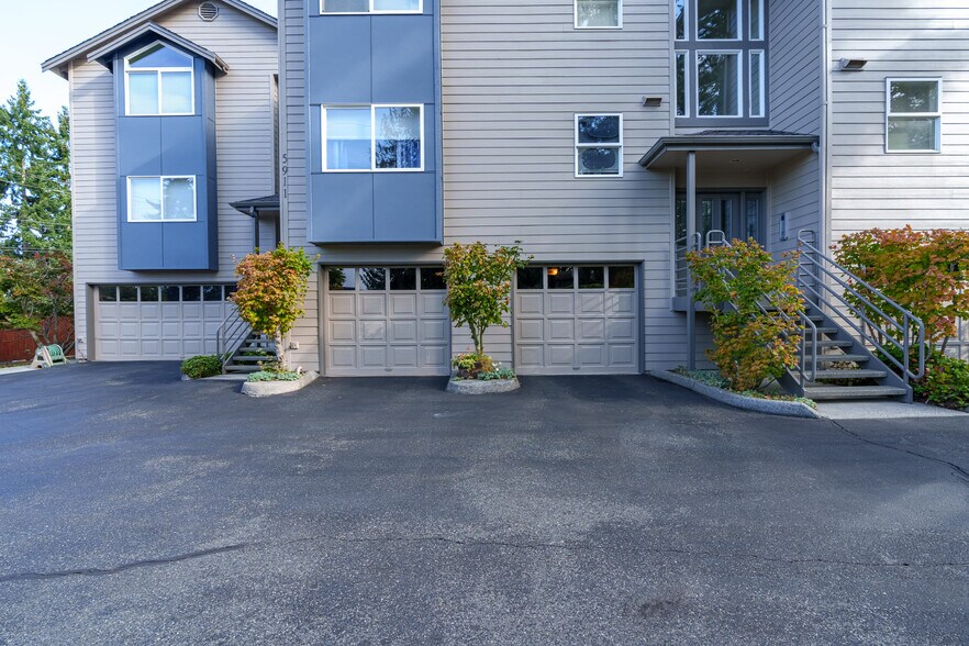 More Photos Of 5911 200th St SW, Lynnwood Apartments For Sale