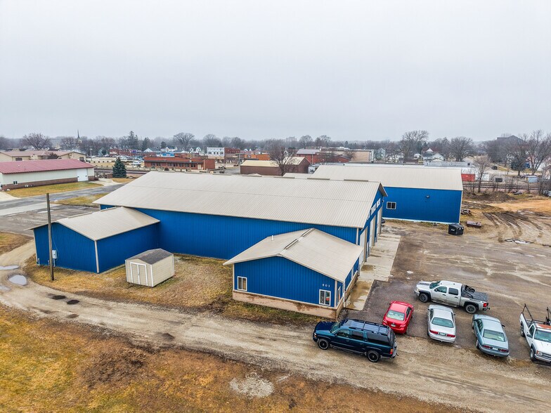 More Photos Of 501 11th St NE, Austin Carwash For Sale