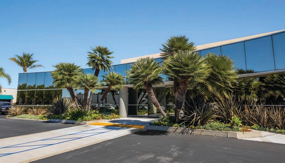 More Photos Of 17462 Armstrong Ave, Irvine Light Manufacturing For Sale