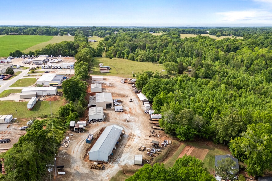 More Photos Of 245 Welpine Rd, Pendleton Warehouse For Lease