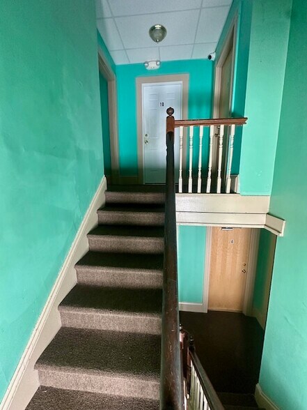 More Photos Of 92 Bartlett St, Lewiston Multifamily For Sale