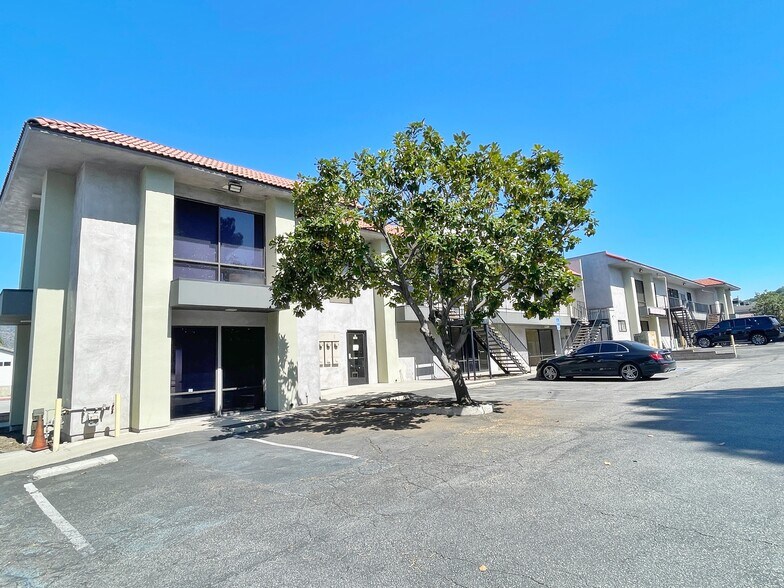 More Photos Of 420 W Baseline Rd, Glendora Medical For Lease