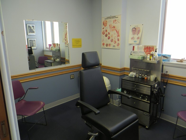 More Photos Of 222 Schanck Rd, Freehold Medical For Lease