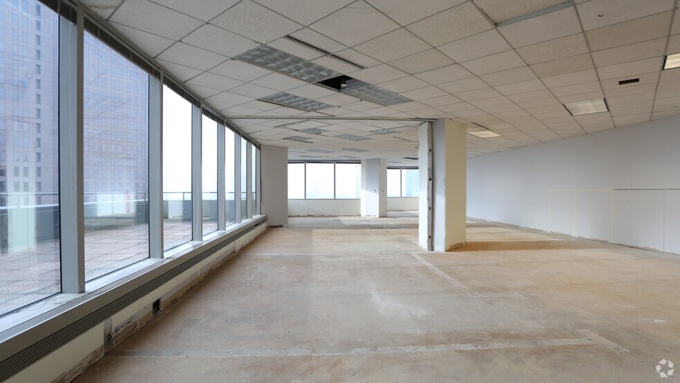 Photo of 24th Floor Ste 2420