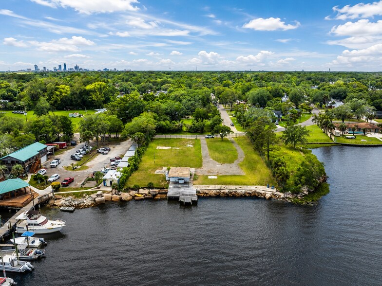 More Photos Of 451 Trout River Dr, Jacksonville Marina For Sale