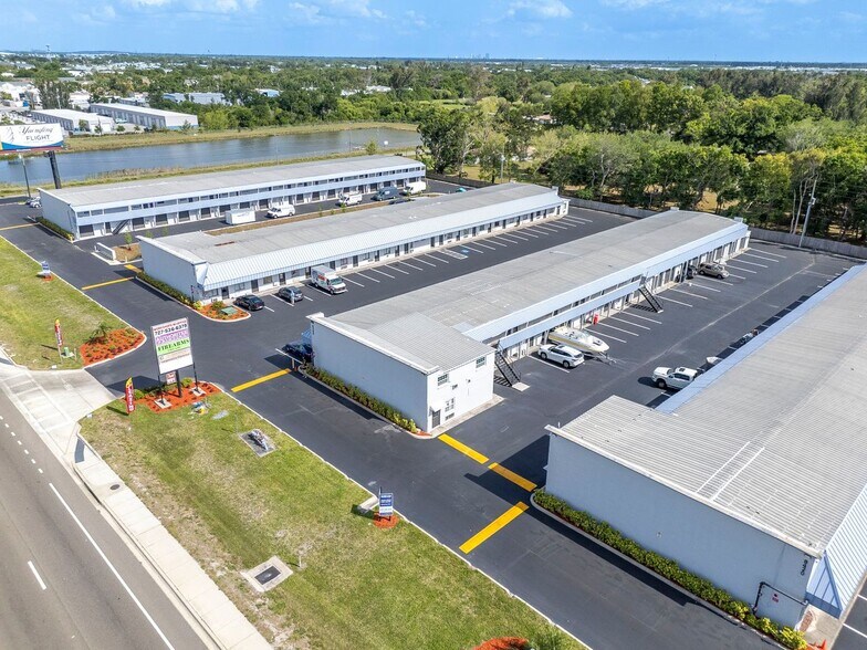 Primary Photo Of 8340 Ulmerton Rd, Largo Light Distribution For Lease