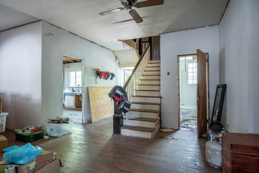 More Photos Of , Kings Mountain Unknown For Sale