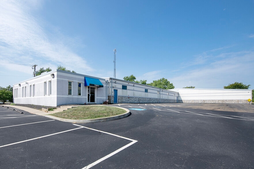 Primary Photo Of 7801 NW Freedom Ave, North Canton Warehouse For Lease