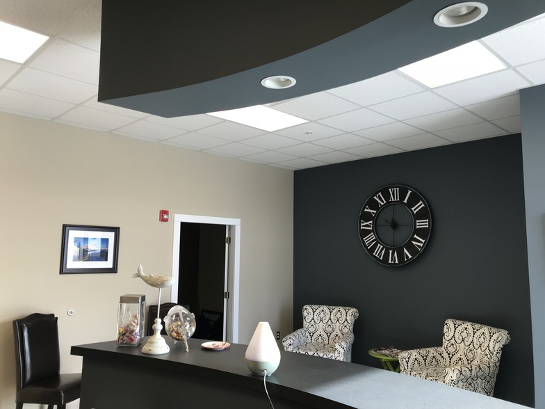 More Photos Of 937 Portland Rd, Saco Storefront Retail Office For Sale