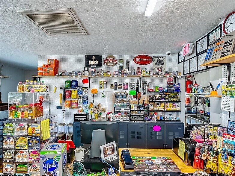 More Photos Of 4443 Loblolly Bay Rd, LaBelle General Retail For Sale