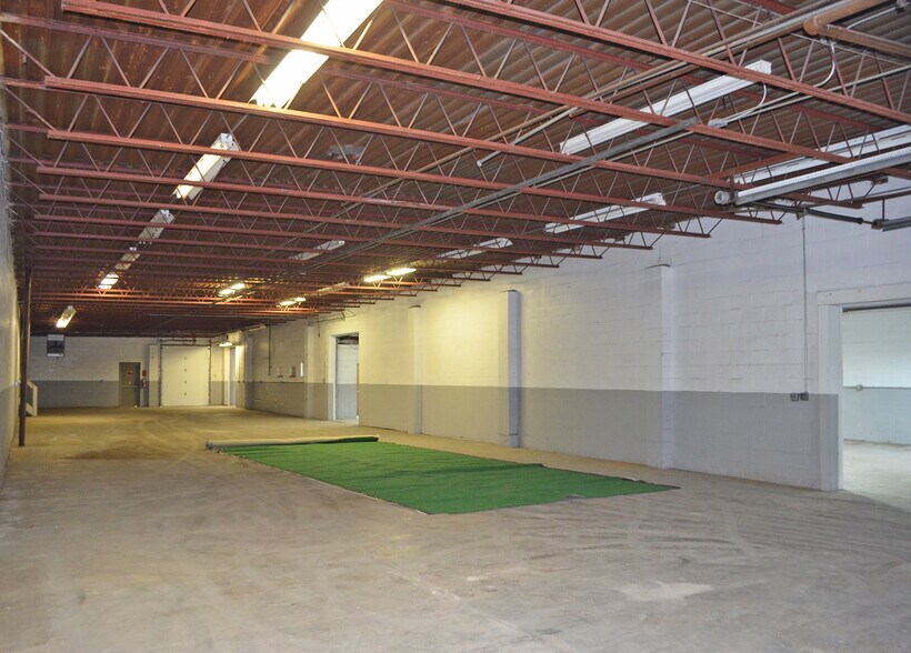 More Photos Of 10027 Railroad St, Lake City Warehouse For Sale