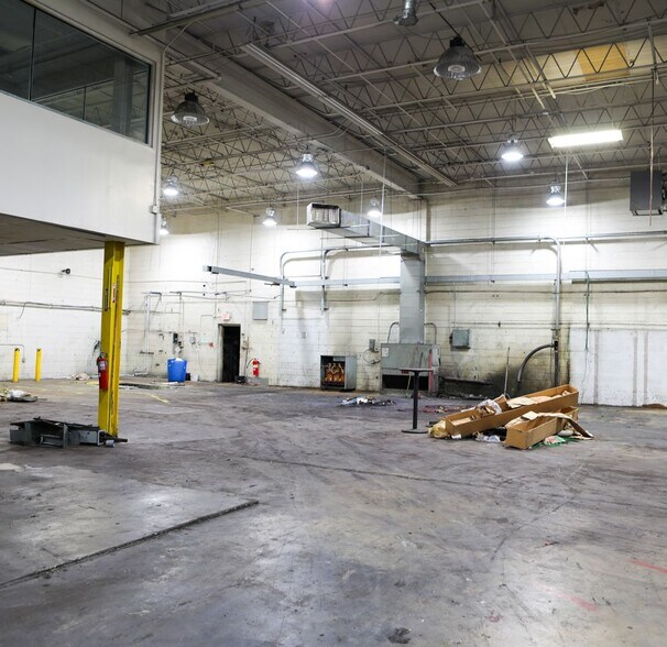 More Photos Of 3450 Browns Mill Rd SE, Atlanta Light Manufacturing For Sale