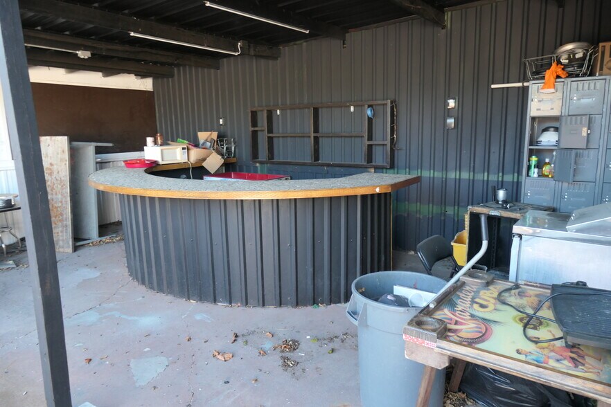 More Photos Of 226-230 Winkler Dr, Houston Storefront Retail Office For Lease