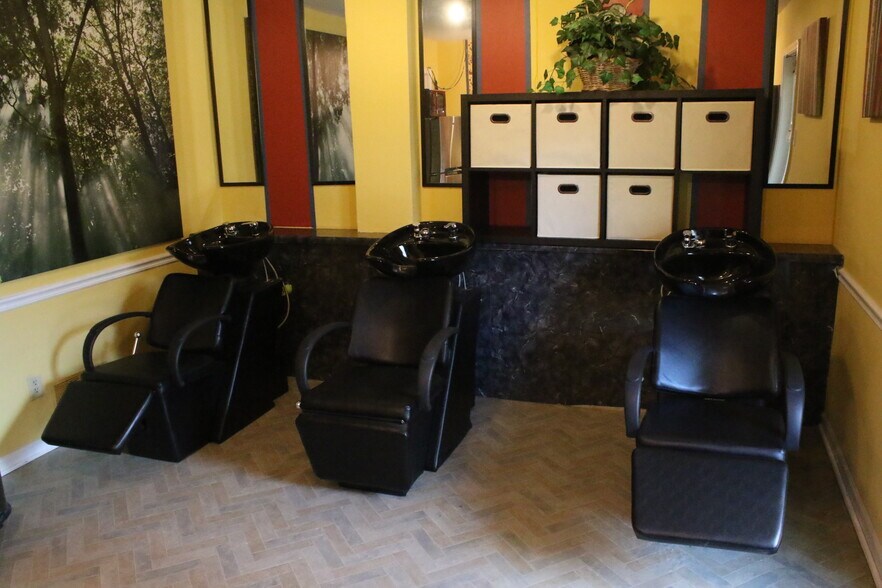 More Photos Of 5507 Winchester Rd, Memphis Office For Lease