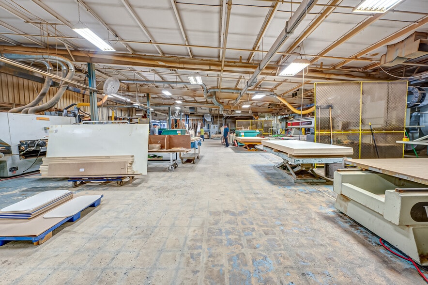 More Photos Of 185 Dixon Ave, Amityville Manufacturing For Sale