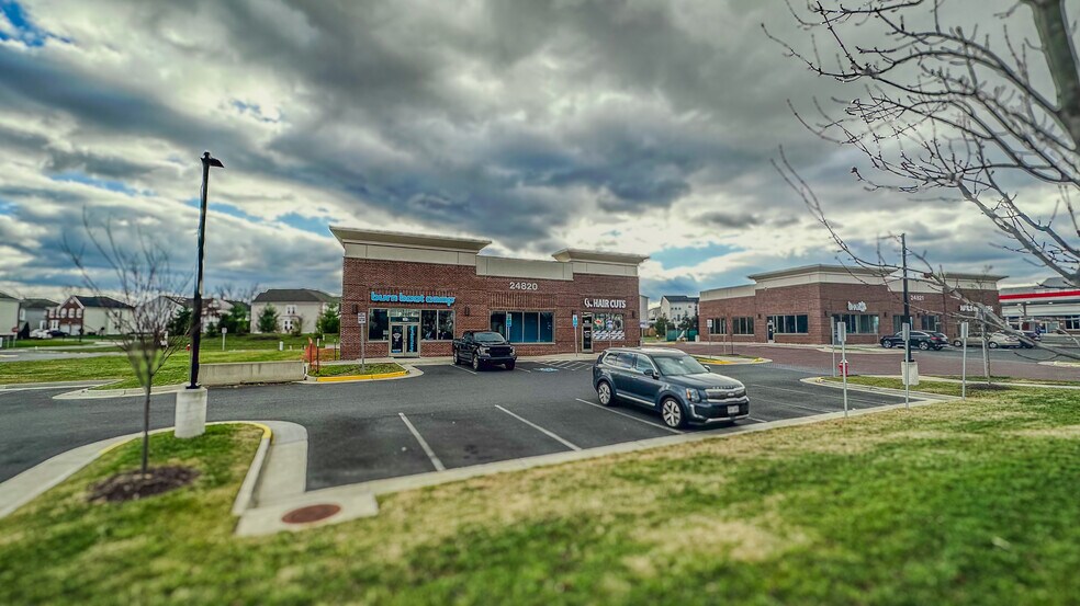 Primary Photo Of 24821 Community Corner Plz, Aldie Freestanding For Lease