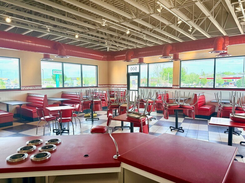 More Photos Of 500 N Giant City Rd, Carbondale Fast Food For Sale