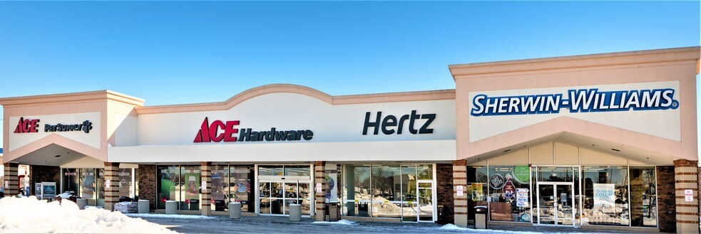 More Photos Of 675 W Golf Rd, Hoffman Estates Storefront For Lease