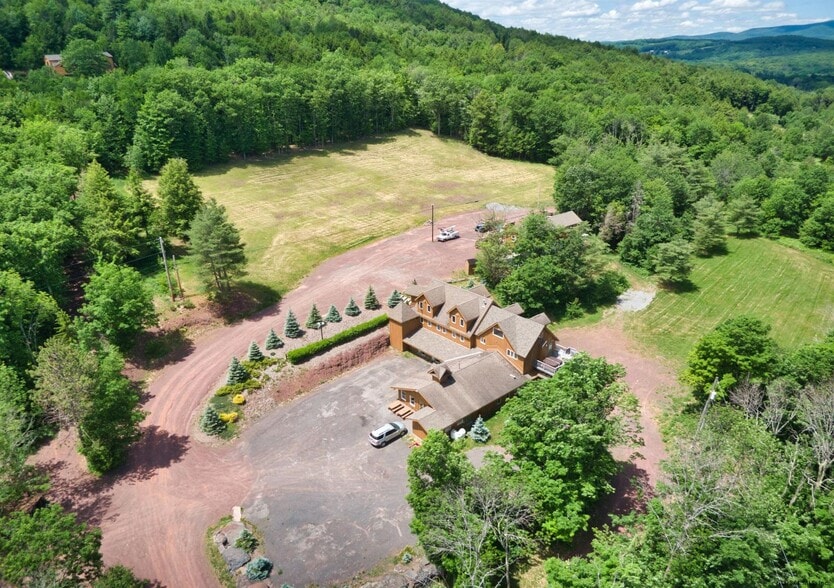 More Photos Of 218 NY-296, Windham Hotel For Sale