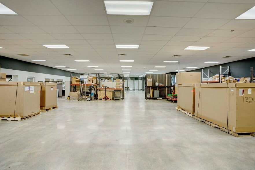 More Photos Of 5615 Rufe Snow Dr, North Richland Hills Freestanding For Sale