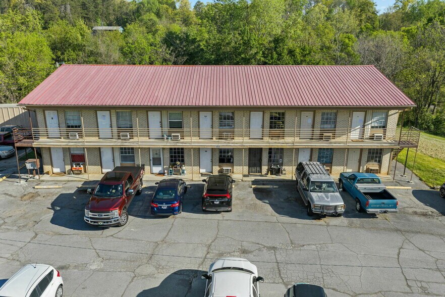 More Photos Of 1068 Wooddale Church Rd, Strawberry Plains Apartments For Sale