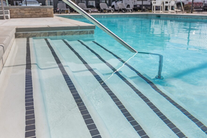 More Photos Of 3040 S South Fork Blvd, Idaho Falls Apartments For Sale