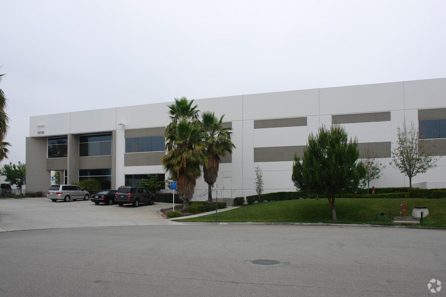 More Photos Of 10730 Bell Ct, Rancho Cucamonga Warehouse For Lease