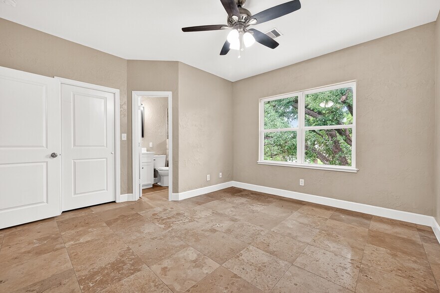 More Photos Of 14134 Packard St, Houston Specialty For Sale