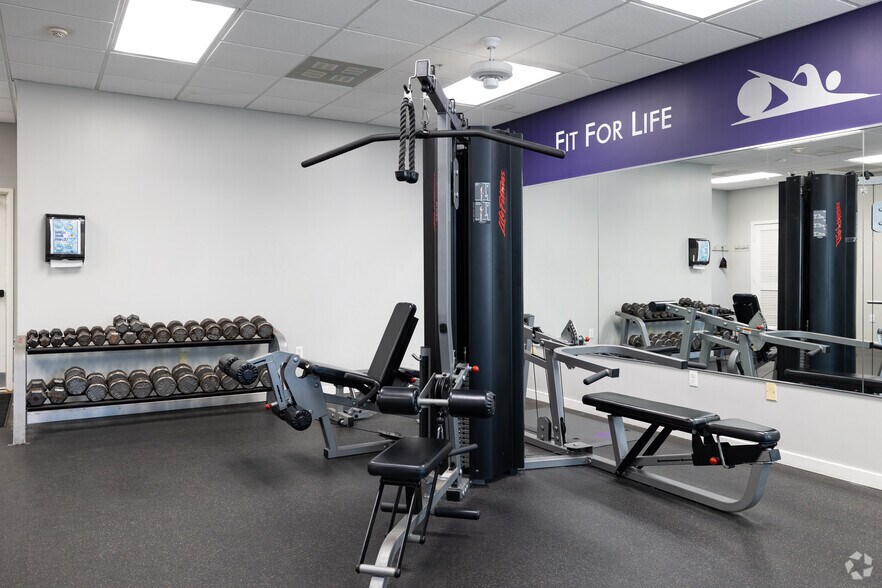 More Photos Of 141 E Madison Ave, Kirkwood Apartments For Lease