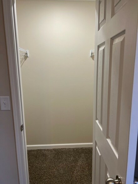 More Photos Of 162 Jack Miller Blvd, Clarksville Apartments For Sale