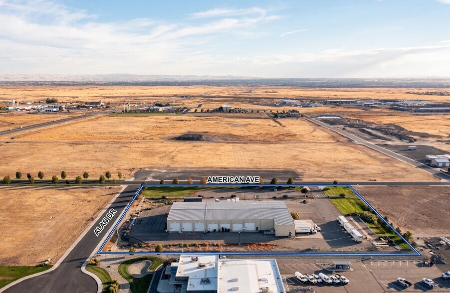 More Photos Of 382 American Ave, Jerome Warehouse For Lease