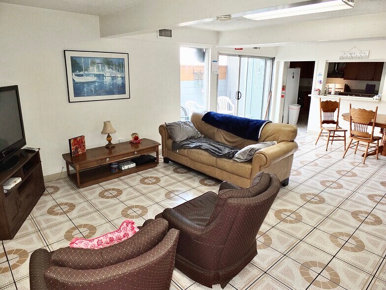 More Photos Of 830 Atlantic Ave, Long Beach Medical For Sale