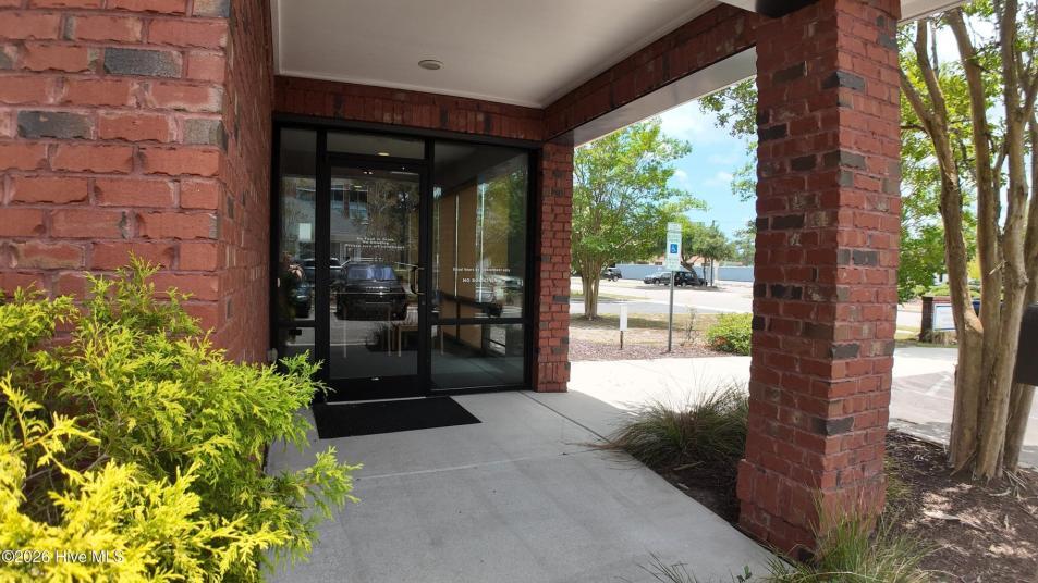 More Photos Of 2515 Delaney Ave, Wilmington Medical For Lease