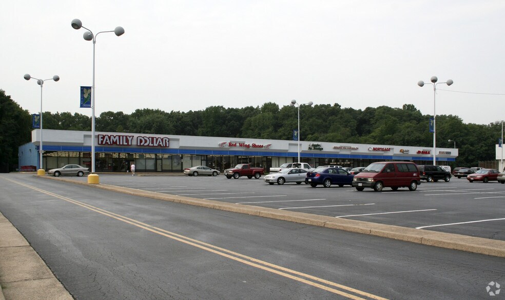 More Photos Of 8501-8533 Midlothian Tpke, Richmond Unknown For Lease