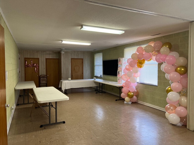 More Photos Of 2101 Carey Rd, Kinston Religious Facility For Sale