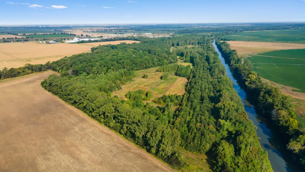 More Photos Of 2948 State Highway V, Matthews Light Manufacturing For Sale