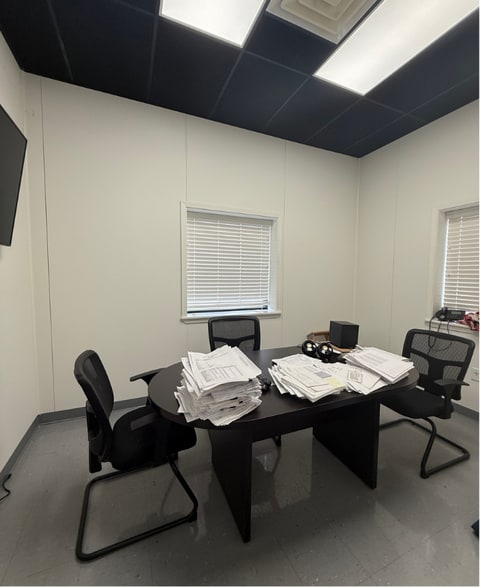 More Photos Of 1595 S US Highway 79, Carthage Warehouse For Sale