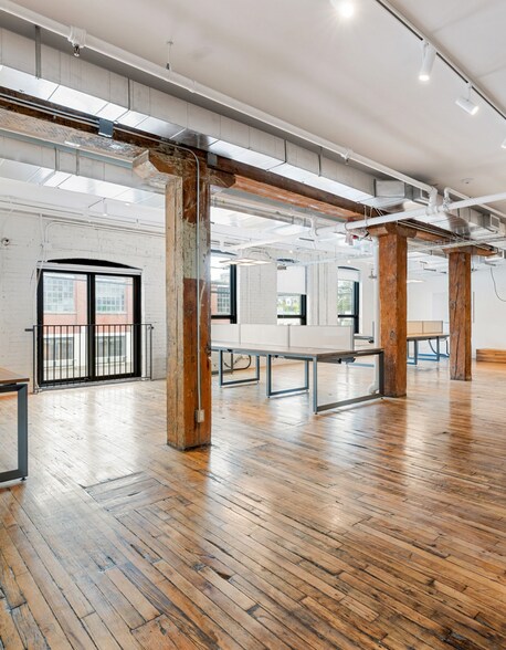 More Photos Of 76 Stafford St, Toronto Office For Lease