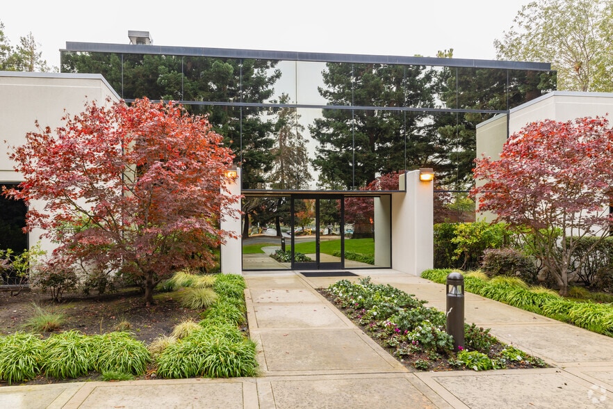 More Photos Of 1808 N Shoreline Blvd, Mountain View Office For Lease