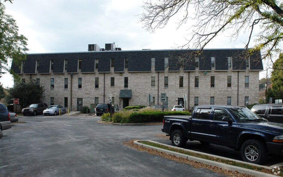 More Photos Of 319 N Pottstown Pike, Exton Apartments For Lease