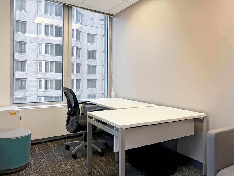 More Photos Of 1325 Avenue of the Americas, New York Coworking Space