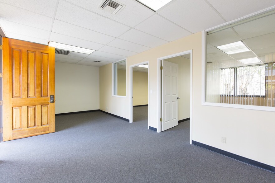 More Photos Of 12631 E Imperial Hwy, Santa Fe Springs Office For Lease