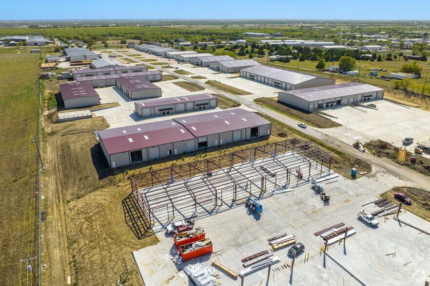 More Photos Of 4580 J D Mouser Pky, Alvarado Unknown For Lease