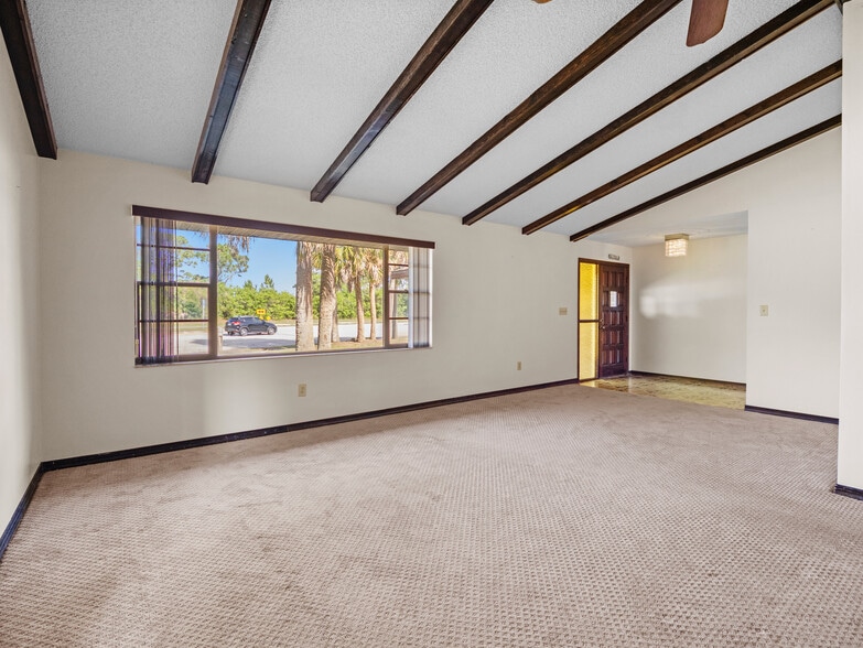 More Photos Of 6070 Minton Rd NW, Palm Bay Office For Sale