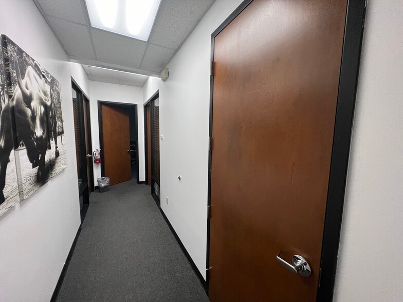 More Photos Of 3410 Henderson Blvd W, Tampa Office For Lease