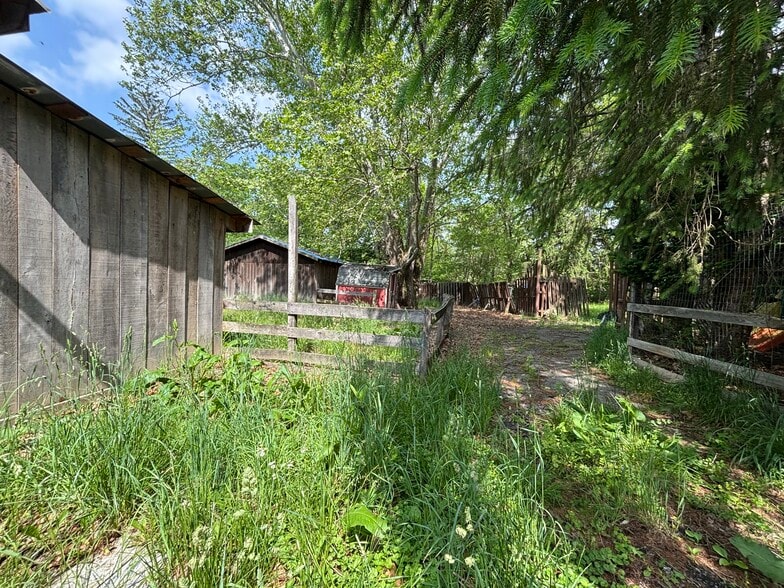 More Photos Of 10105 Cottage Inn Ln NE, Cumberland Lodge Meeting Hall For Sale