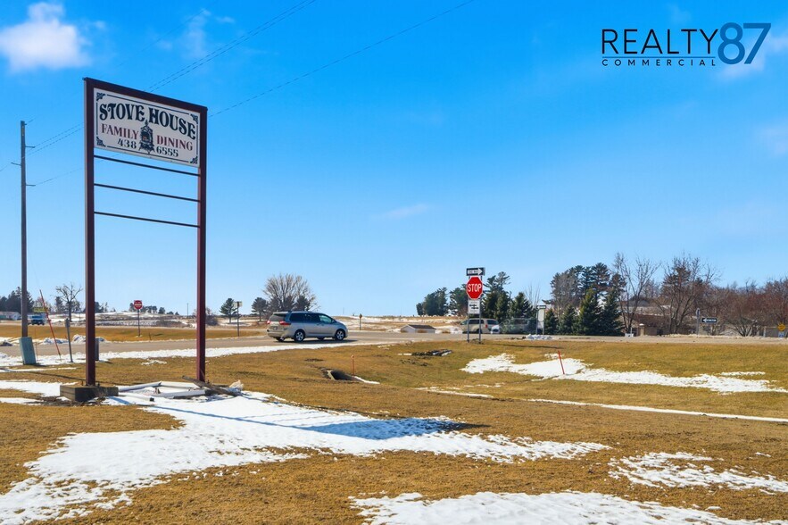 More Photos Of 4659 Highway 13, Central City Restaurant For Sale