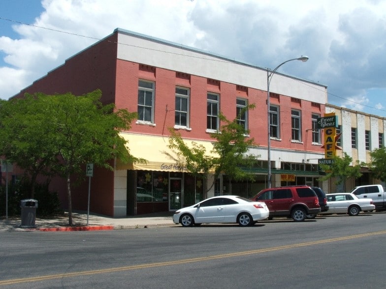 More Photos Of 25-37 W Center St, Logan Office For Lease