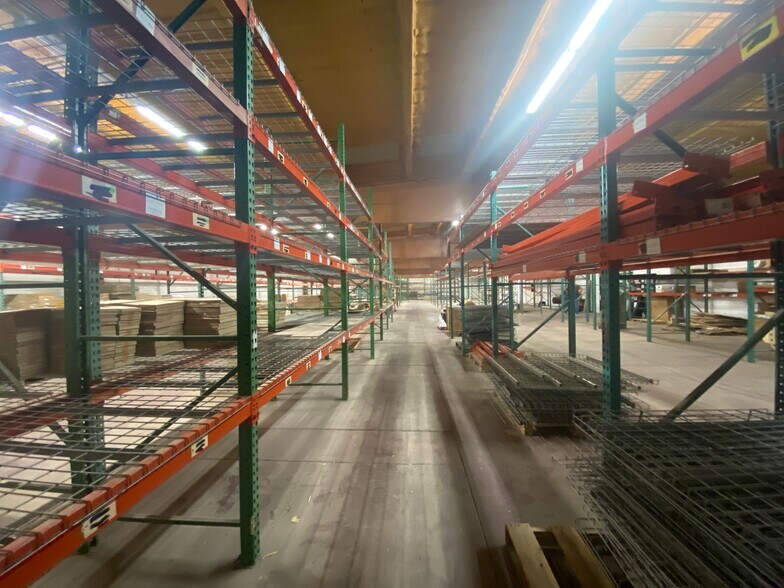 More Photos Of 1720 E 7th St, Odessa Industrial For Lease
