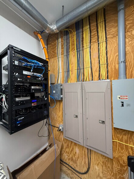 More Photos Of 30045 Business Center Dr, Charlotte Hall Medical For Sale